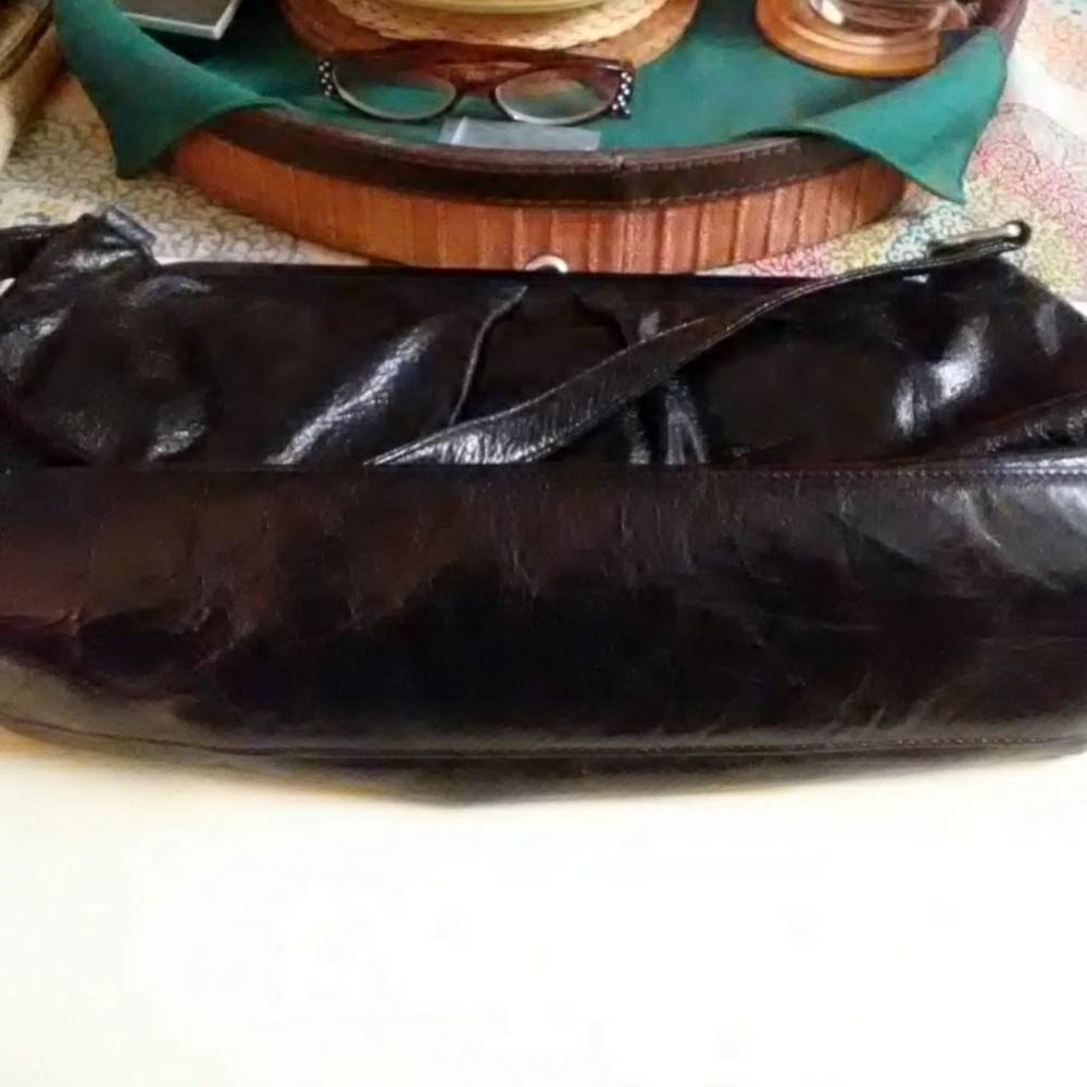 Hand Bag - Picture 7 of 8